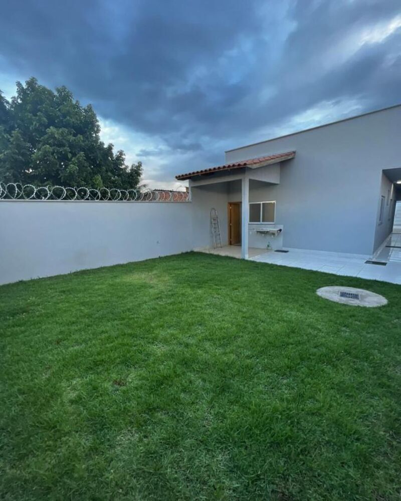 Casa à venda com 3 quartos, 225m² - Foto 3