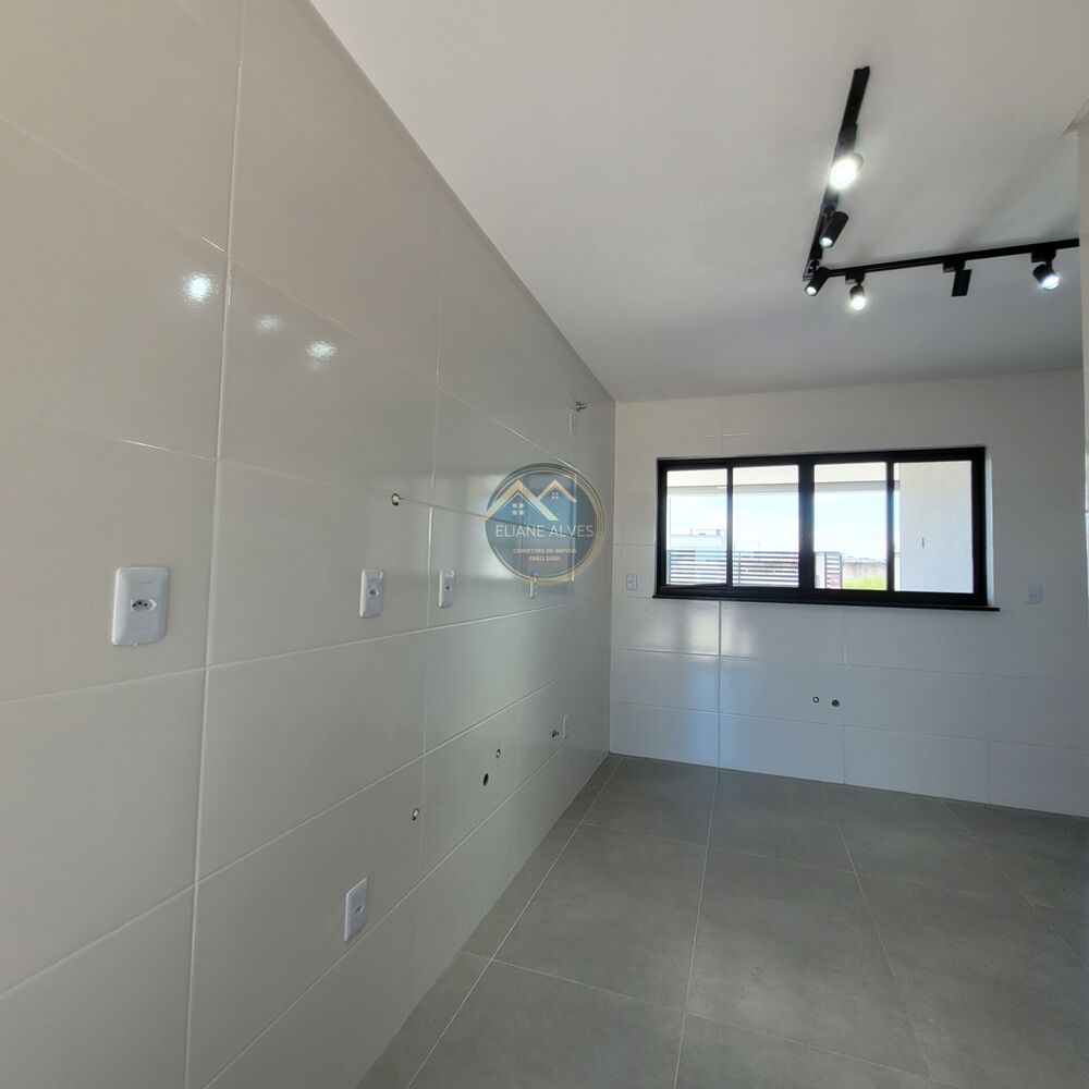 Casa à venda com 3 quartos, 100m² - Foto 7