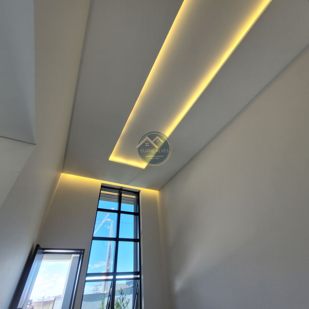 Casa à venda com 3 quartos, 100m² - Foto 5