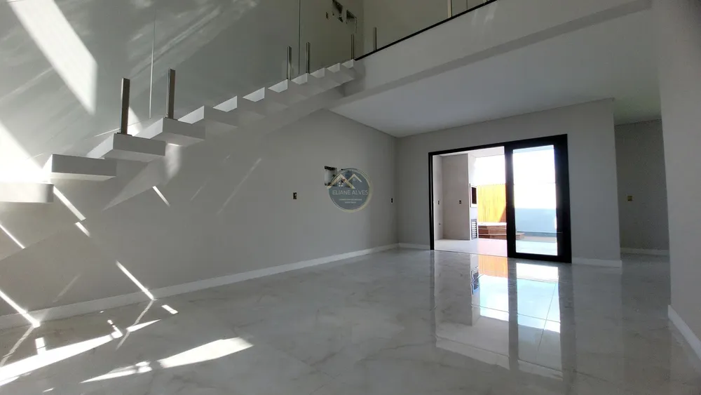 Casa, 3 quartos, 182 m² - Foto 2