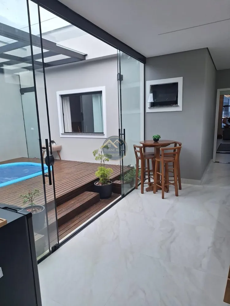 Casa, 3 quartos, 110 m² - Foto 1