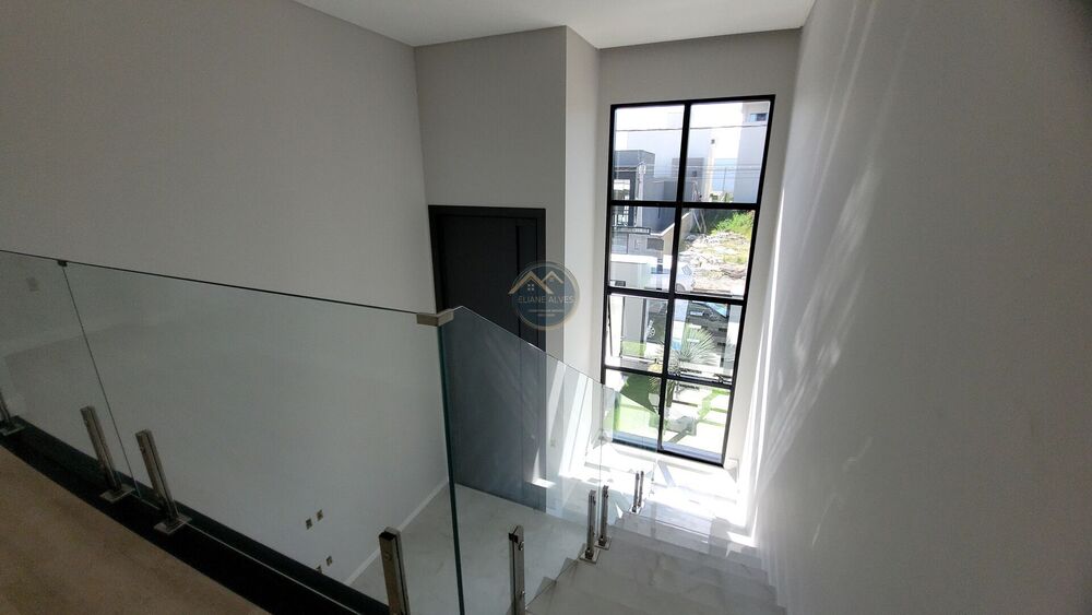 Casa à venda com 3 quartos, 182m² - Foto 3