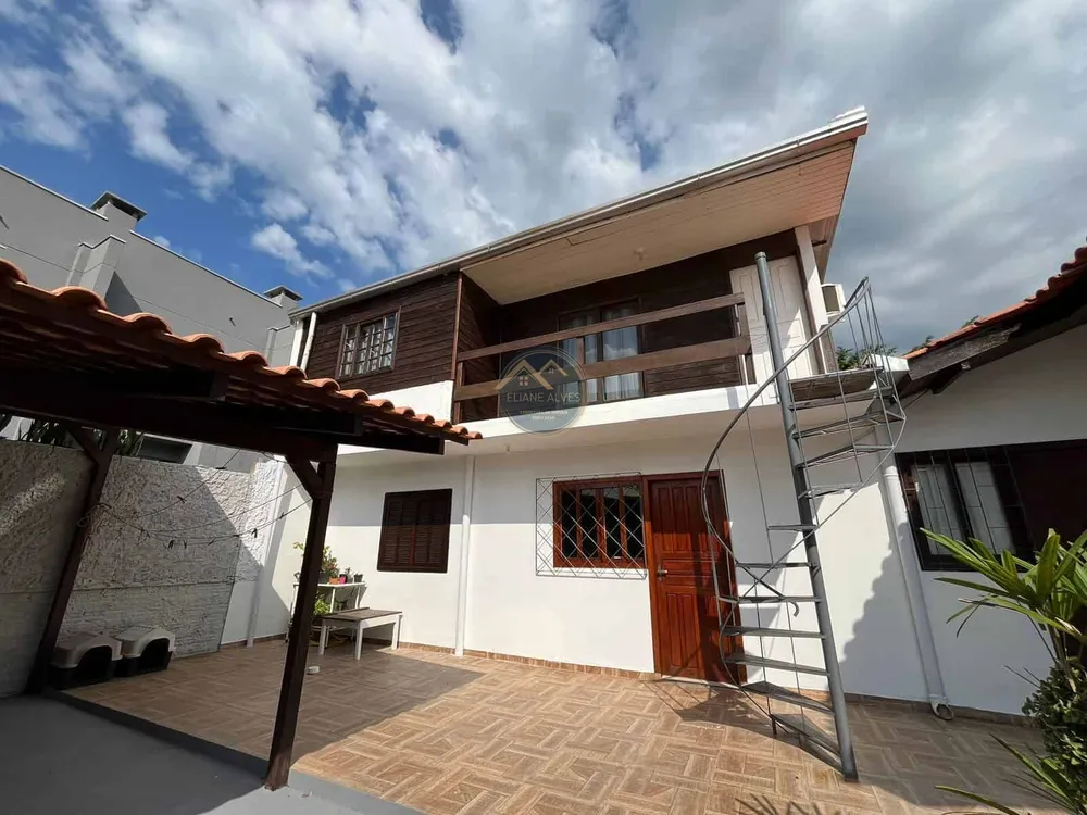 Casa, 4 quartos, 210 m² - Foto 4