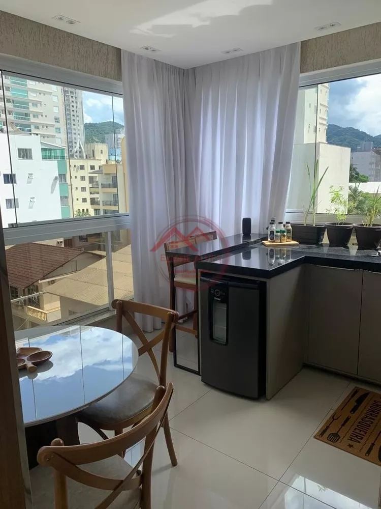 Apartamento à venda com 3 quartos, 130m² - Foto 6