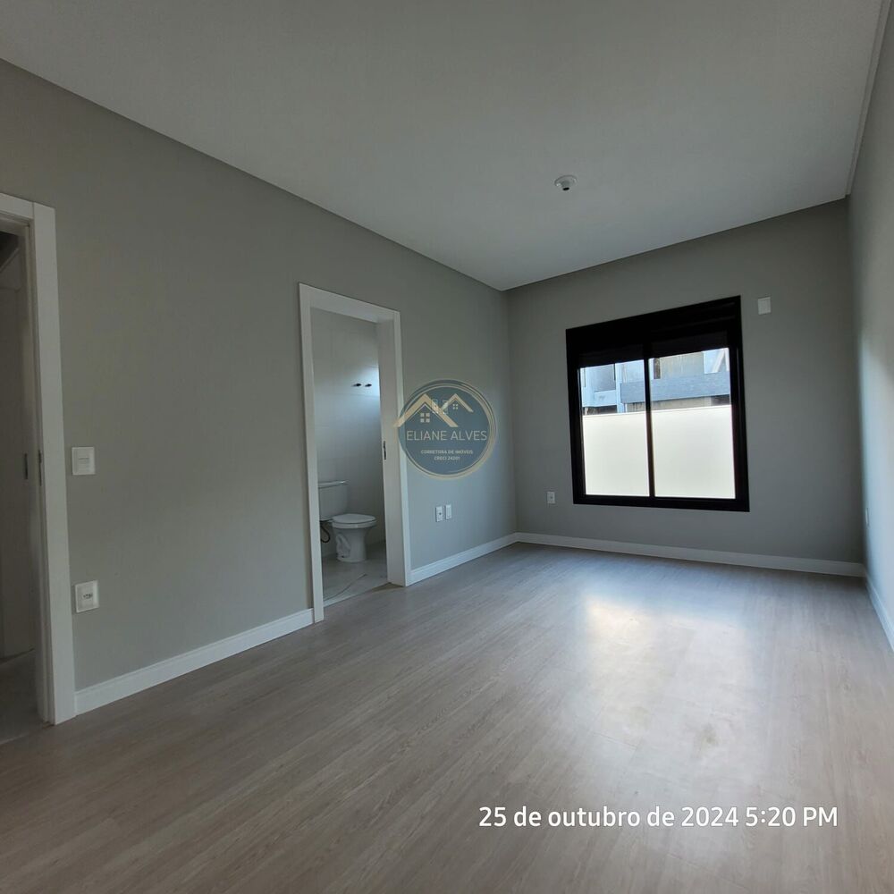 Casa à venda com 3 quartos, 130m² - Foto 11