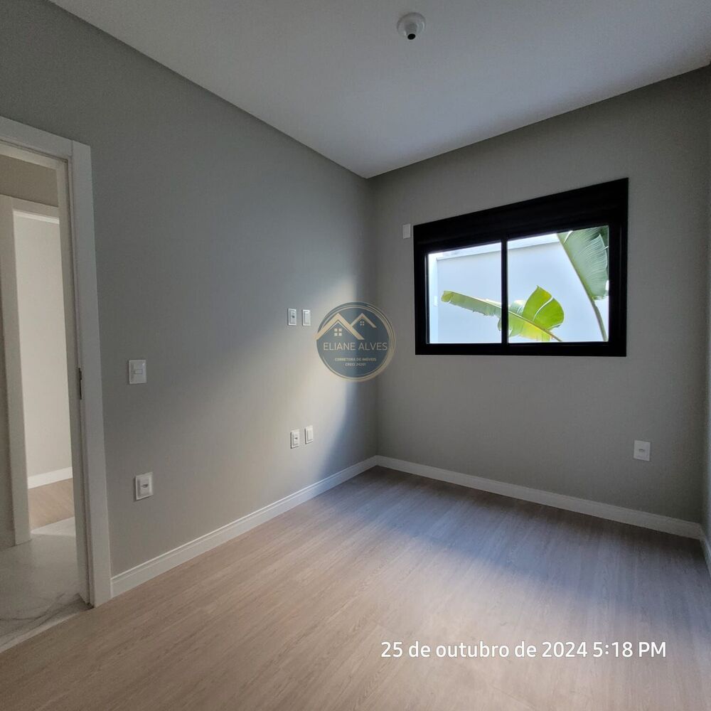 Casa à venda com 3 quartos, 130m² - Foto 12