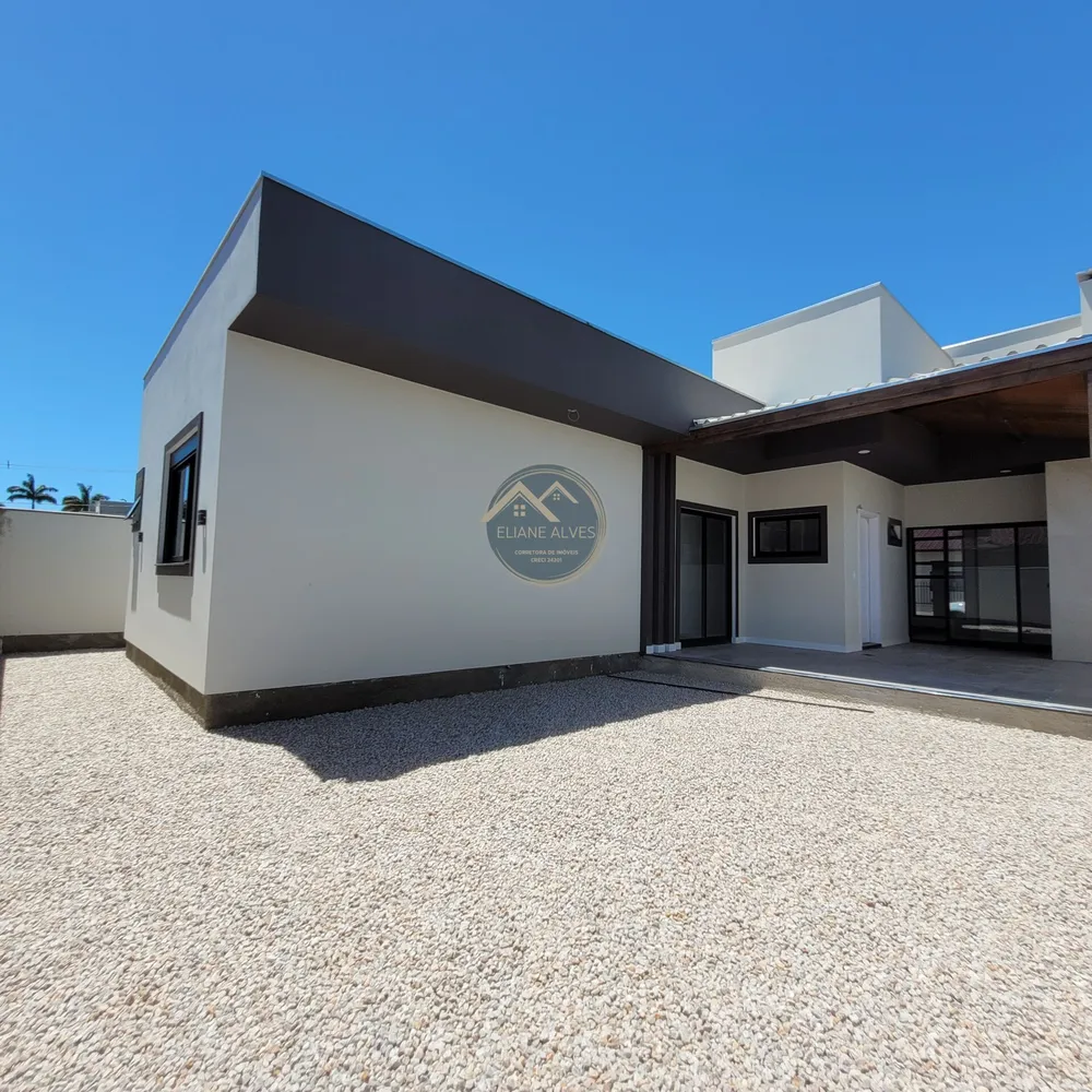 Casa, 3 quartos, 131 m² - Foto 2