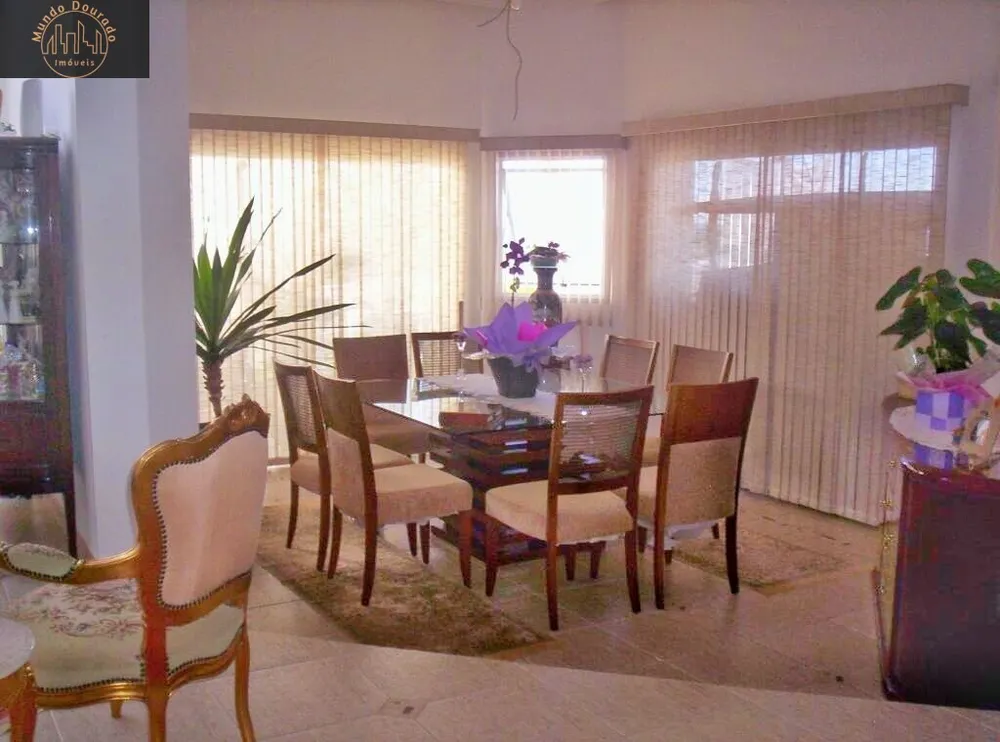 Casa, 3 quartos, 354 m² - Foto 1