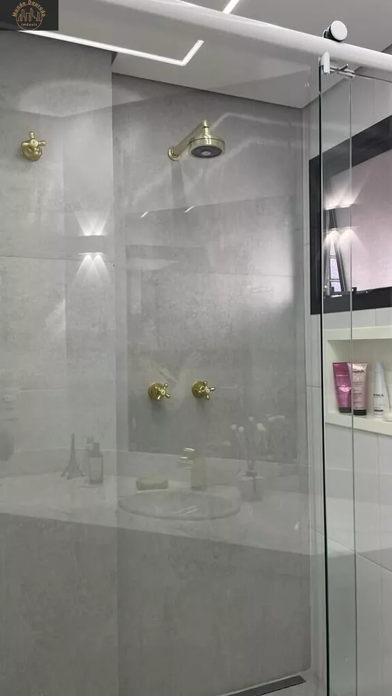 Apartamento, 3 quartos, 204 m² - Foto 1