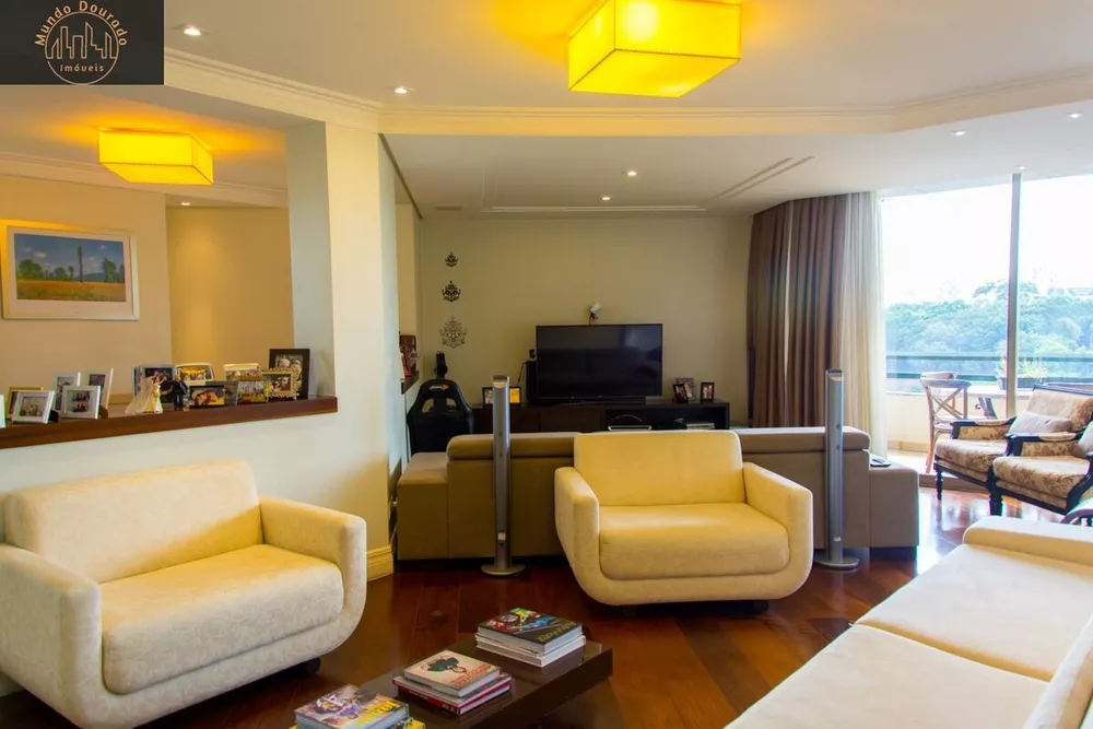 Apartamento, 3 quartos, 248 m² - Foto 1