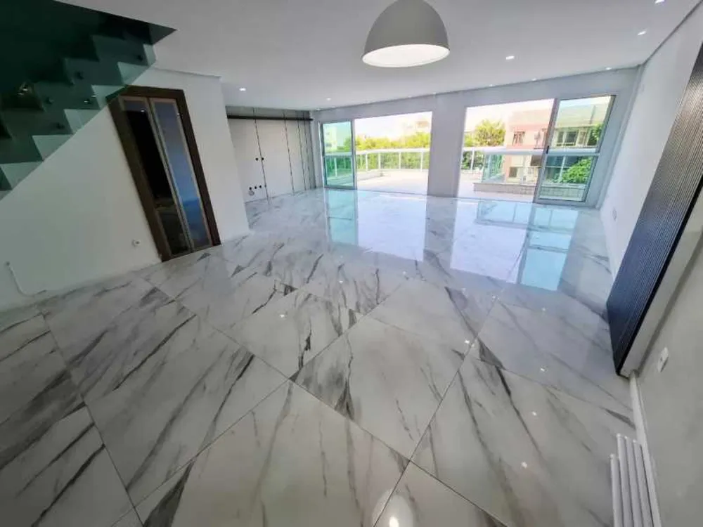 Cobertura, 4 quartos, 210 m² - Foto 5