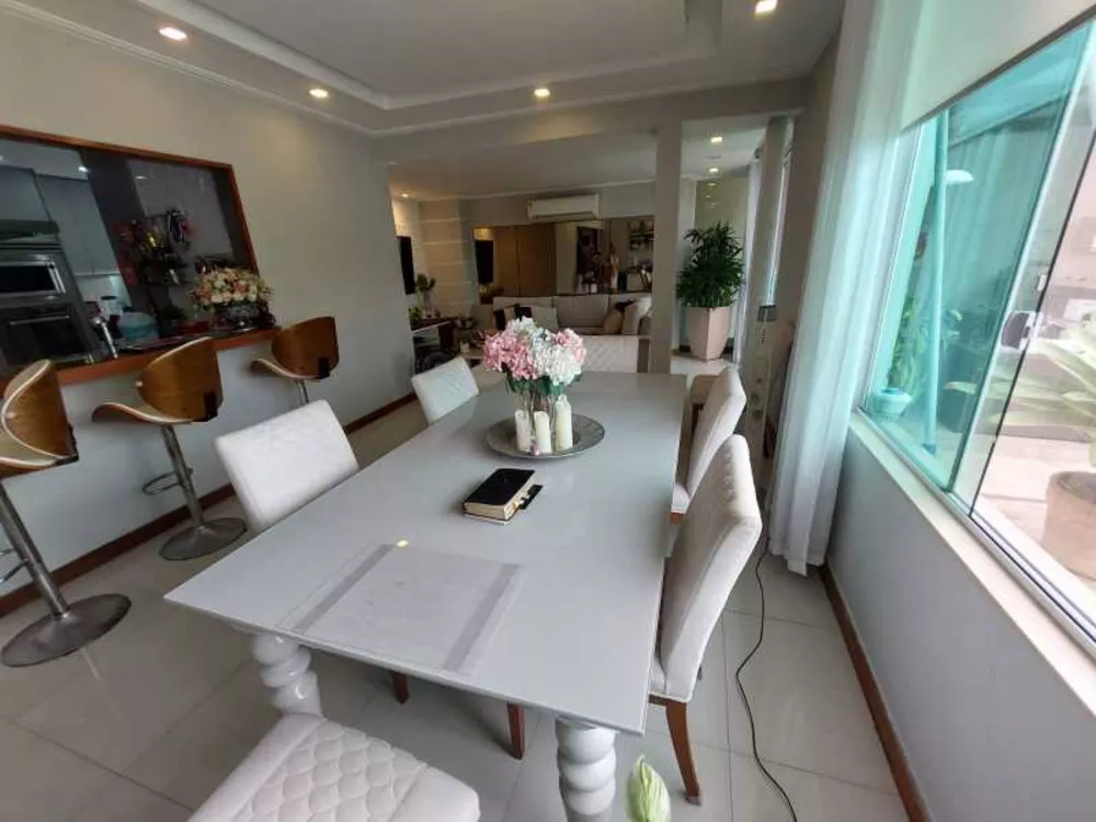 Cobertura, 3 quartos, 302 m² - Foto 4
