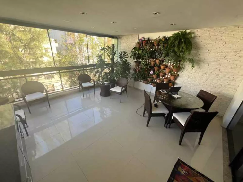 Apartamento, 3 quartos, 168 m² - Foto 2