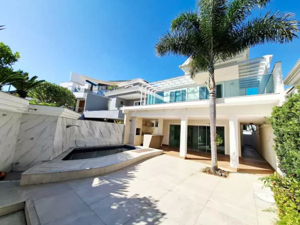 Casa de Condomínio, 4 quartos - Foto 1