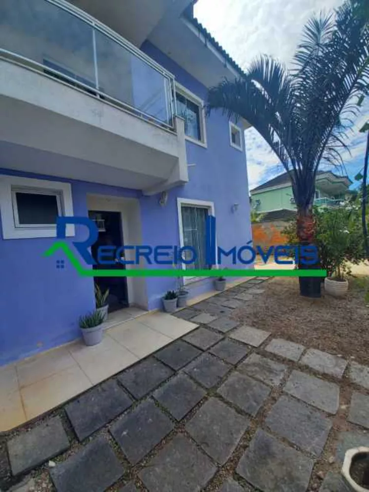 Casa de Condomínio à venda com 4 quartos, 270m² - Foto 1