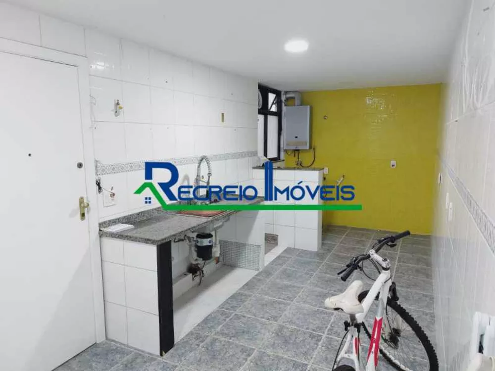 Apartamento à venda com 4 quartos, 180m² - Foto 2