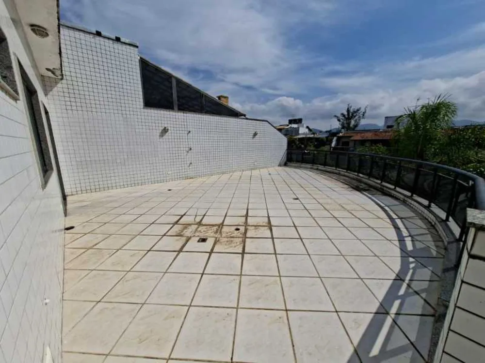 Cobertura, 3 quartos, 207 m² - Foto 4