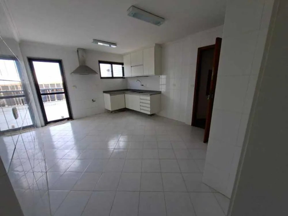 Cobertura, 3 quartos, 207 m² - Foto 17