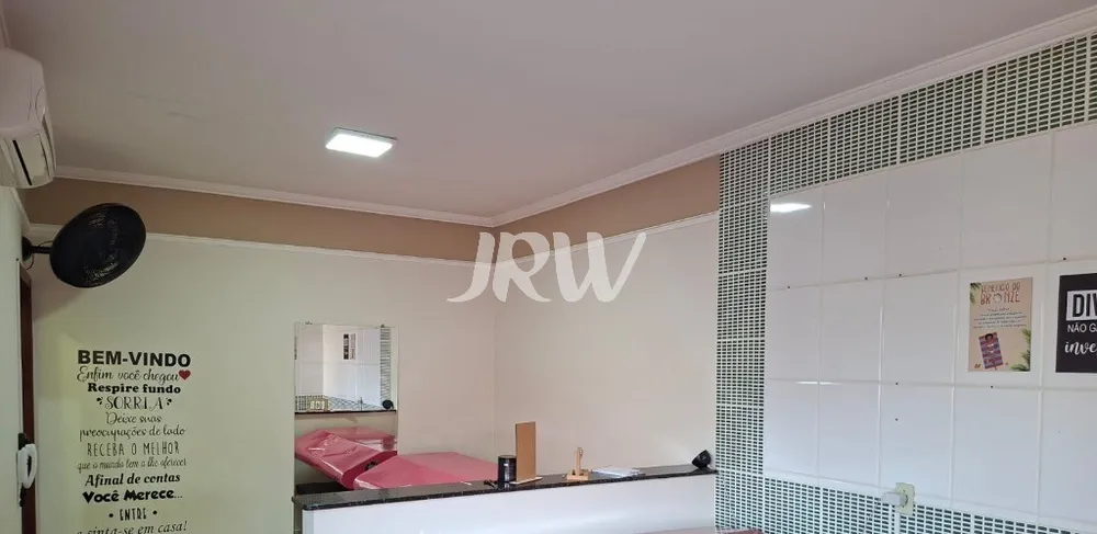Casa, 1 quarto, 300 m² - Foto 2