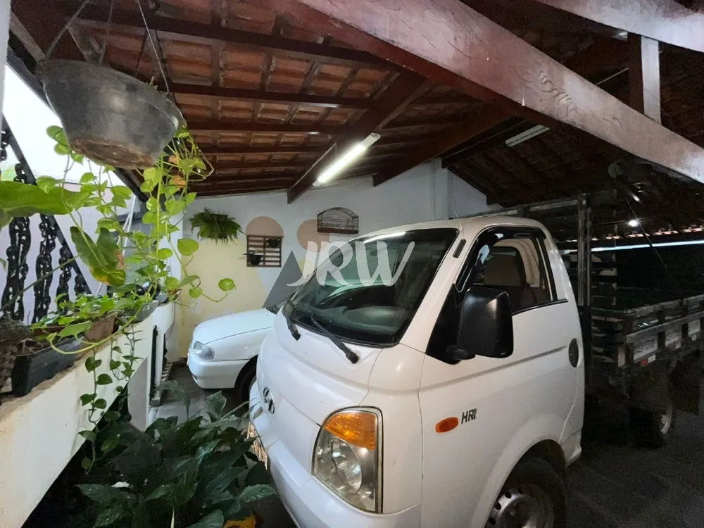 Casa, 5 quartos, 250 m² - Foto 2