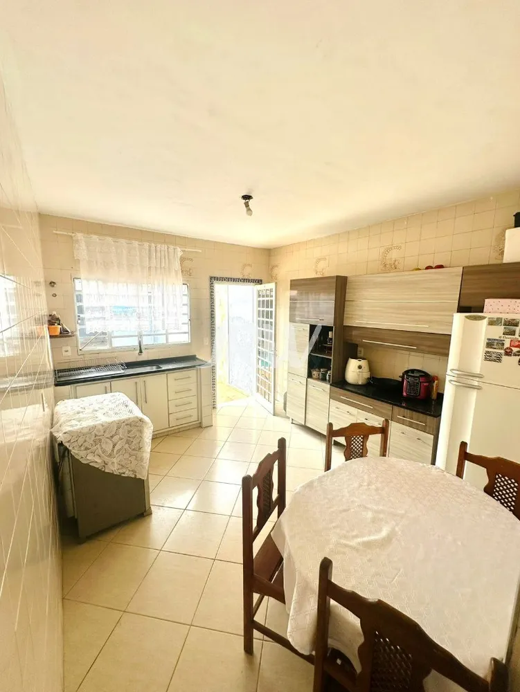 Casa, 2 quartos, 250 m² - Foto 3