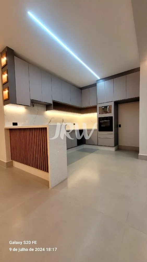 Casa de Condomínio à venda com 3 quartos, 208m² - Foto 18