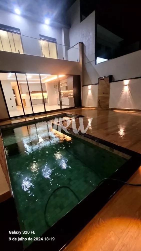 Casa de Condomínio à venda com 3 quartos, 208m² - Foto 19