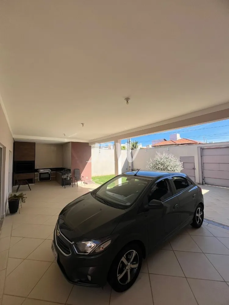 Sobrado, 4 quartos, 214 m² - Foto 1