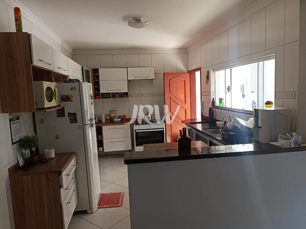 Sobrado, 4 quartos, 237 m² - Foto 1