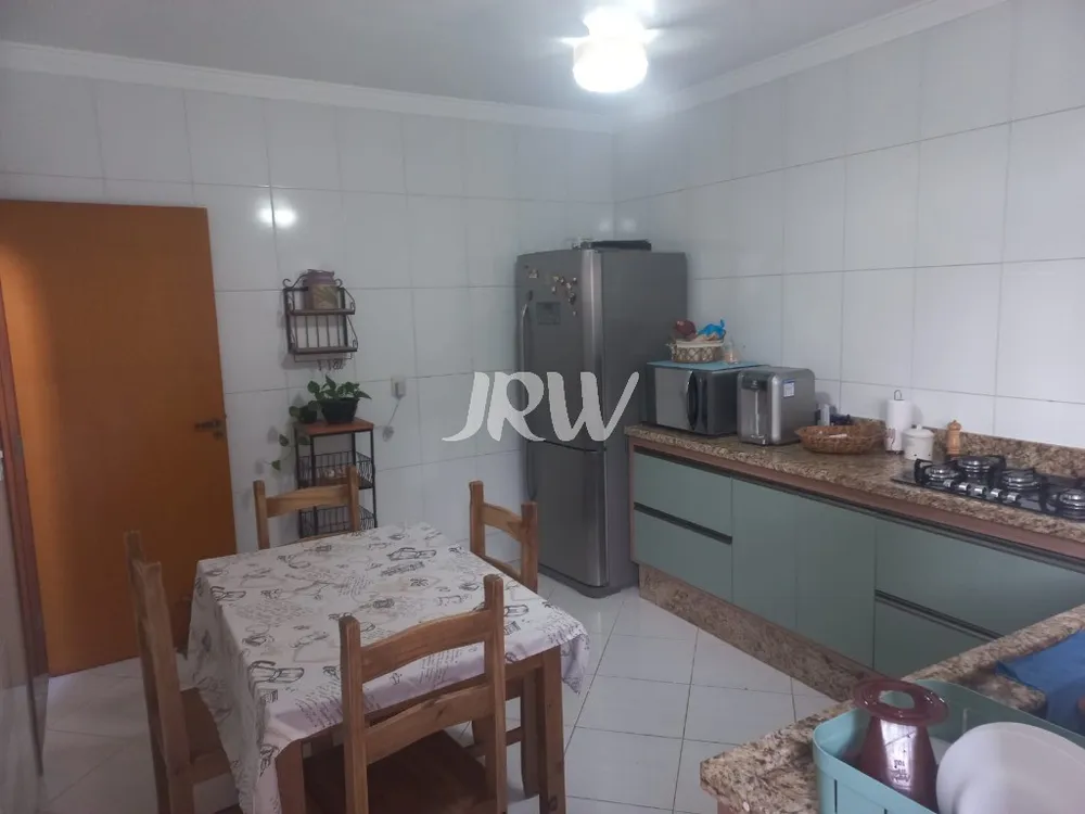 Casa, 3 quartos, 261 m² - Foto 4