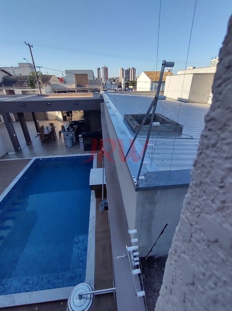 Sobrado à venda com 3 quartos, 300m² - Foto 19
