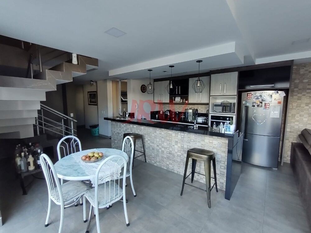 Sobrado à venda com 3 quartos, 300m² - Foto 13