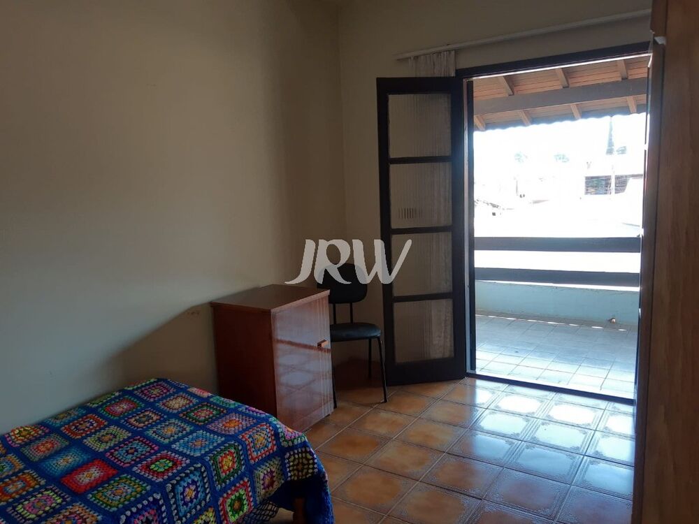 Sobrado à venda com 3 quartos, 500m² - Foto 3