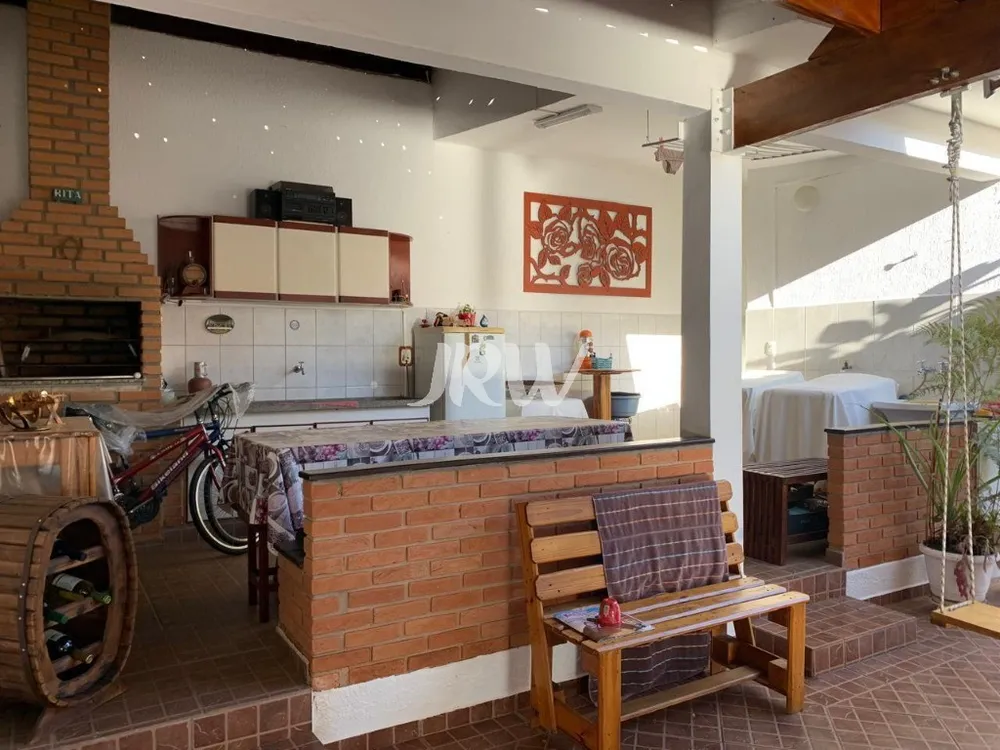 Casa, 3 quartos, 254 m² - Foto 2