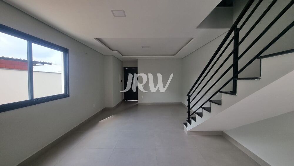 Sobrado, 3 quartos, 225 m² - Foto 1