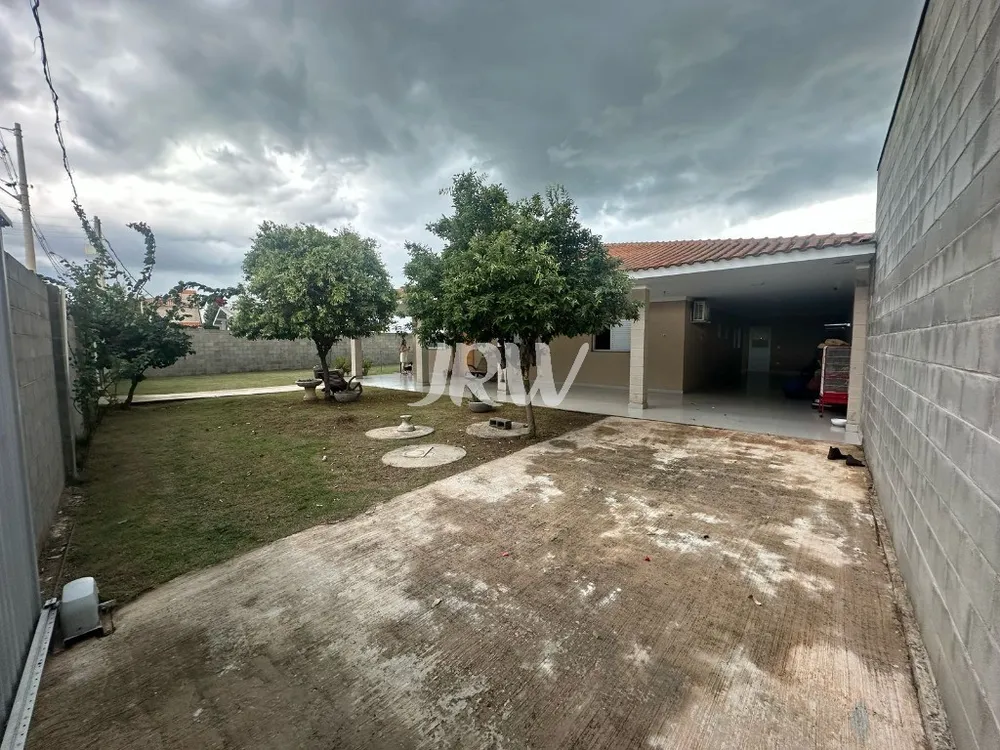 Chácara, 4 quartos, 750 m² - Foto 1