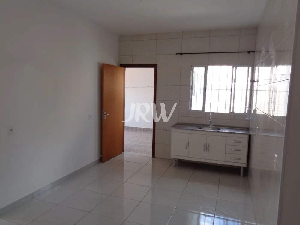 Sobrado, 6 quartos, 180 m² - Foto 2
