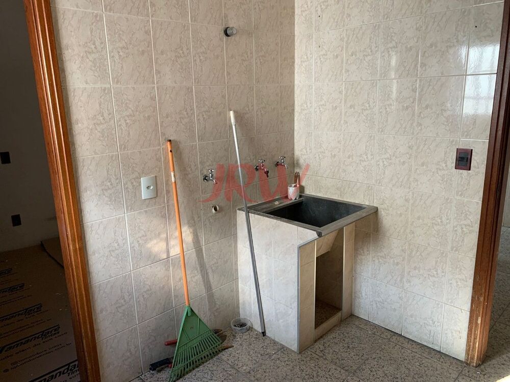Sobrado à venda com 4 quartos, 450m² - Foto 5