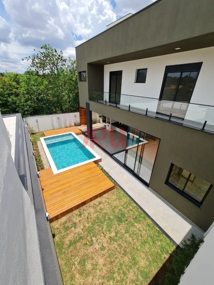 Sobrado, 3 quartos, 300 m² - Foto 1