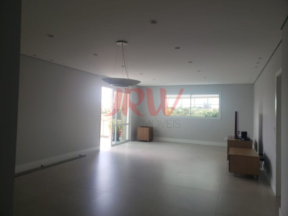 Apartamento à venda com 4 quartos, 190m² - Foto 4