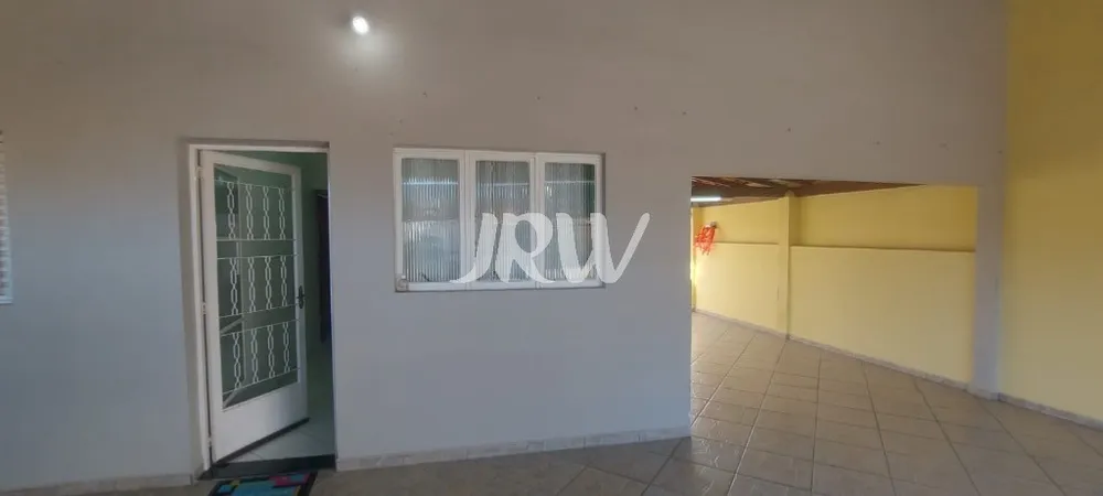 Casa, 3 quartos, 250 m² - Foto 2