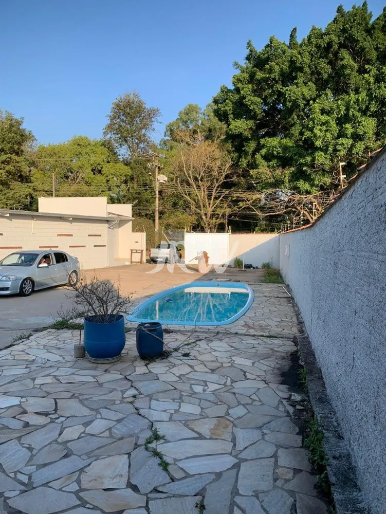 Chácara, 3 quartos, 1050 m² - Foto 2