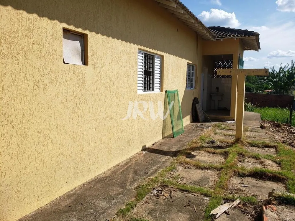 Chácara, 3 quartos, 1050 m² - Foto 1