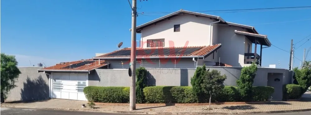 Sobrado, 5 quartos, 258 m² - Foto 1