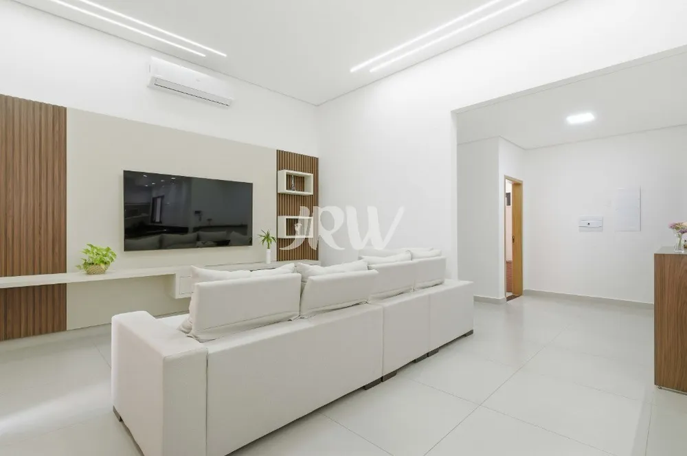 Casa, 3 quartos, 223 m² - Foto 2