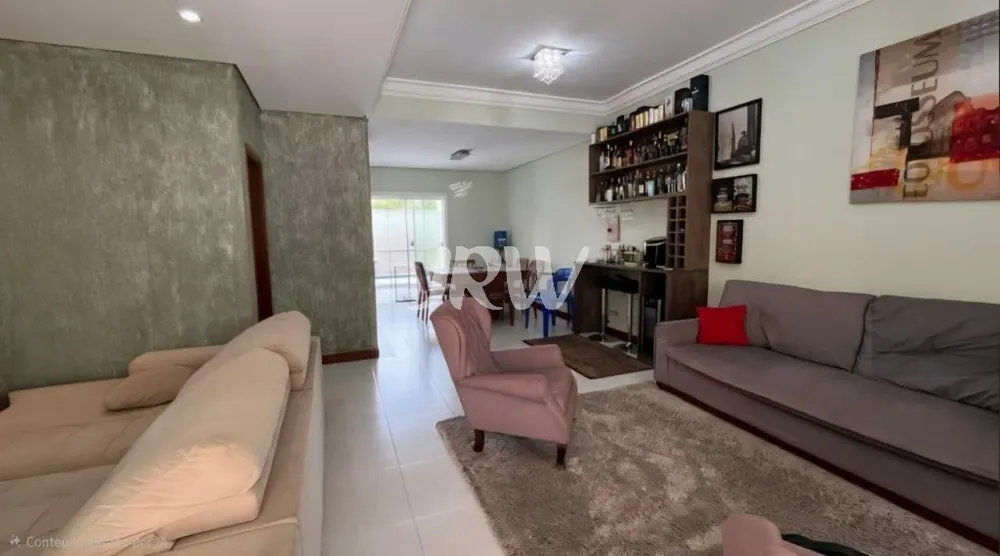 Casa, 3 quartos, 134 m² - Foto 1