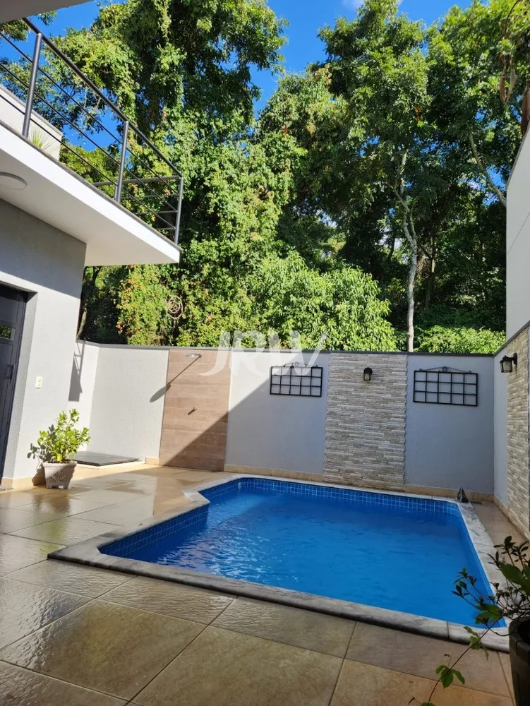 Casa de Condomínio à venda com 3 quartos, 184m² - Foto 1