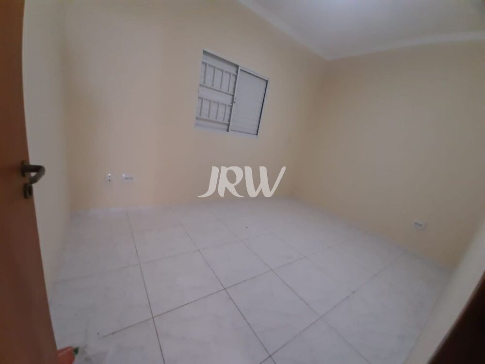 Casa à venda com 3 quartos, 149m² - Foto 2