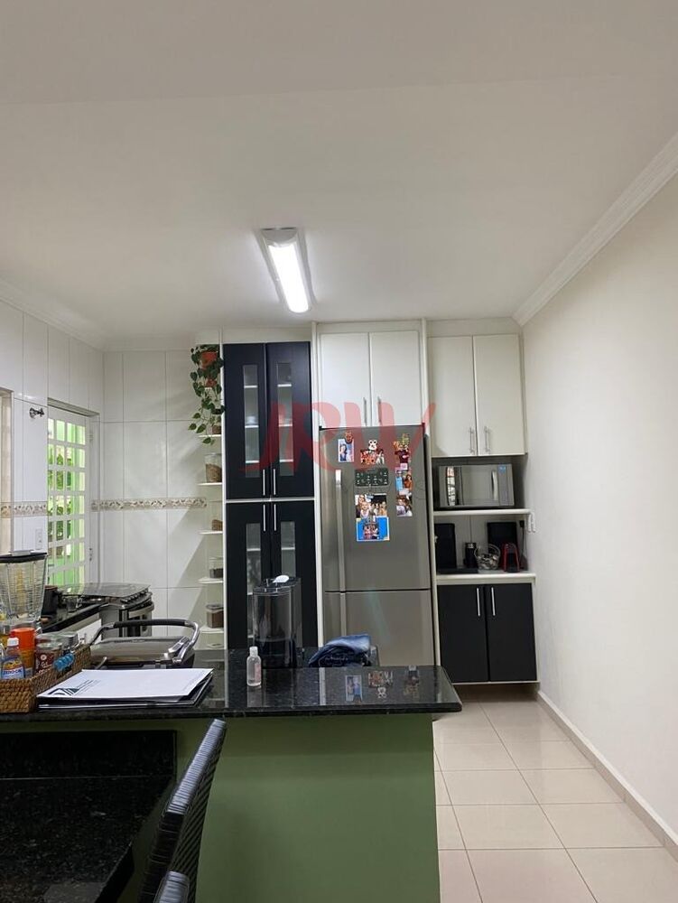 Sobrado à venda com 3 quartos, 220m² - Foto 13