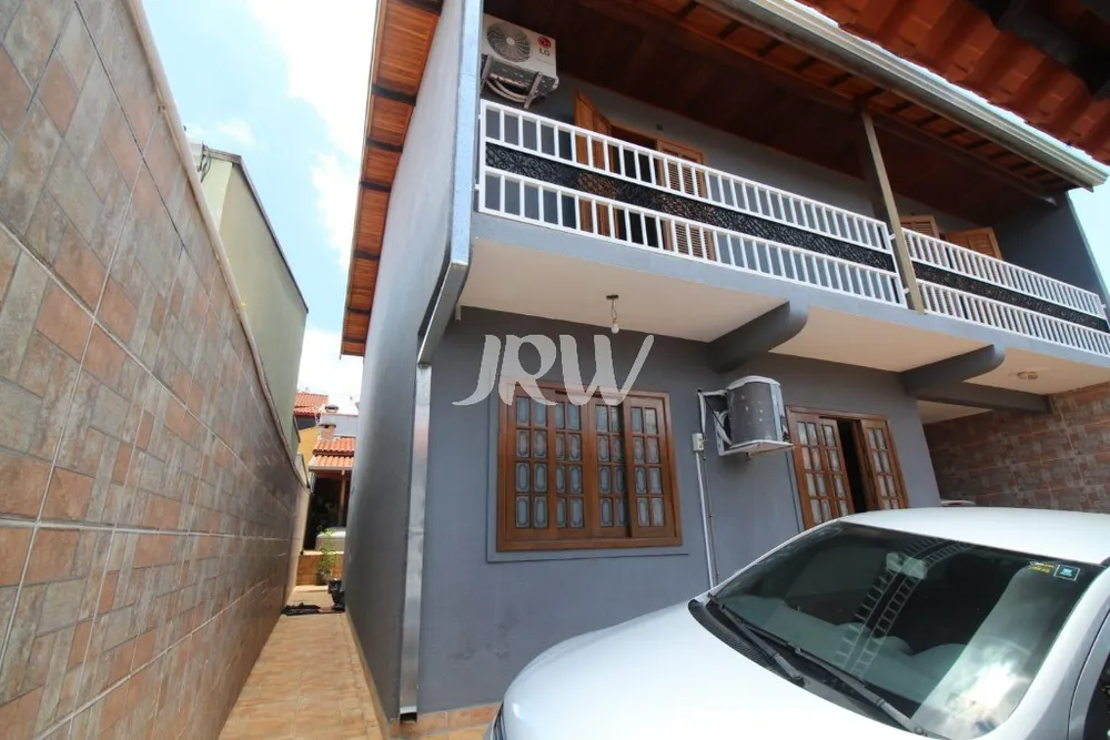 Sobrado, 3 quartos, 250 m² - Foto 1